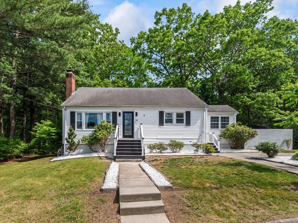 14 Orton Street Worcester, MA 01604 - Photo 27 of 35