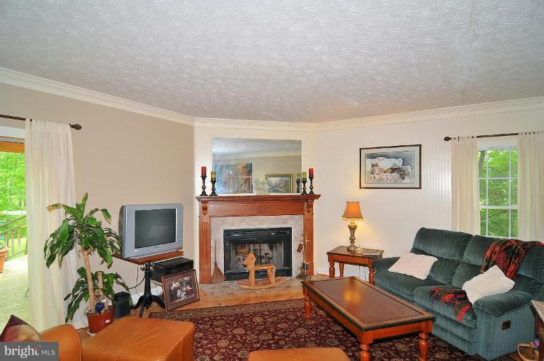 9500 Whiskey Bottom Road Laurel, MD 20723 - Photo 8 of 23 Family Room