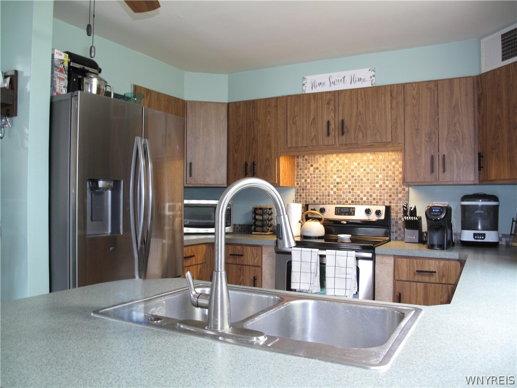 4719 Cottage Road Royalton, NY 14067 - Photo 8 of 37 Gallery Image 8