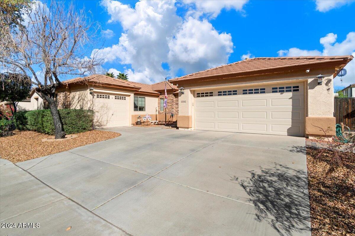 13622 West Redfield Road Surprise, AZ 85379 - Photo 22 of 23 23. 3 Car Garage