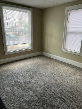 $900 | 627 West Water Street, Elmira, NY 14905