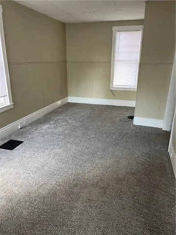 $900 | 627 West Water Street, Elmira, NY 14905