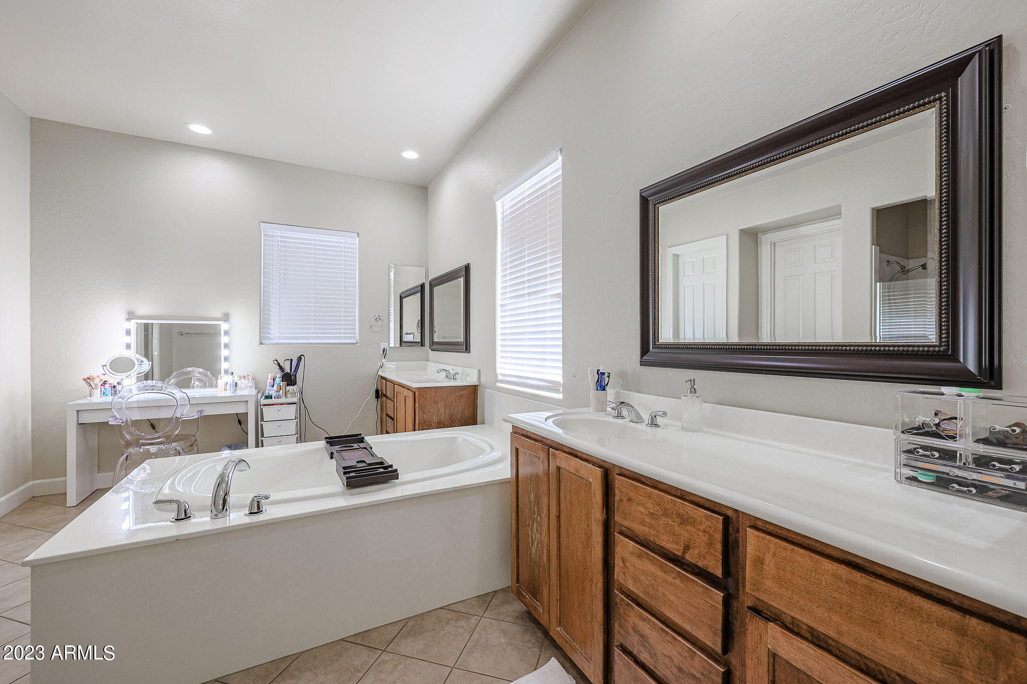 20865 West Edith Way Buckeye, AZ 85396 - Photo 13 of 27 Master ba