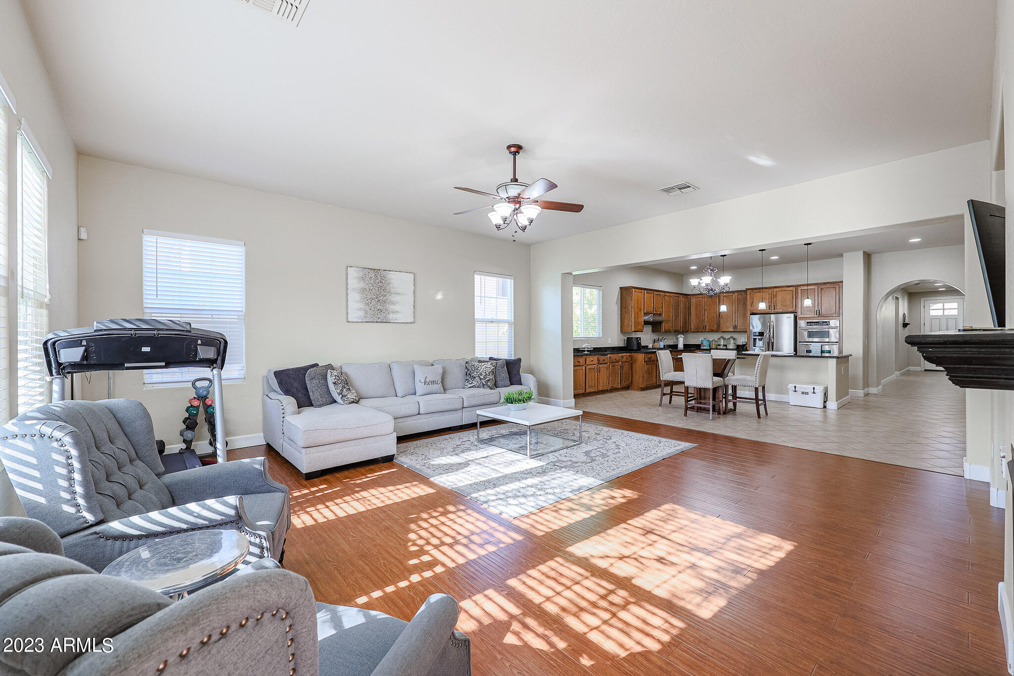 20865 West Edith Way Buckeye, AZ 85396 - Photo 5 of 27 Edith GR