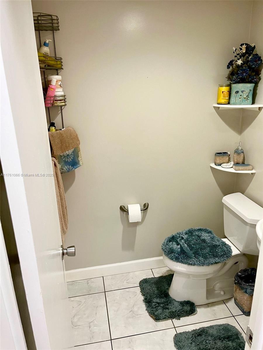 4701 Arthur Street Hollywood, FL 33021 - Photo 13 of 14