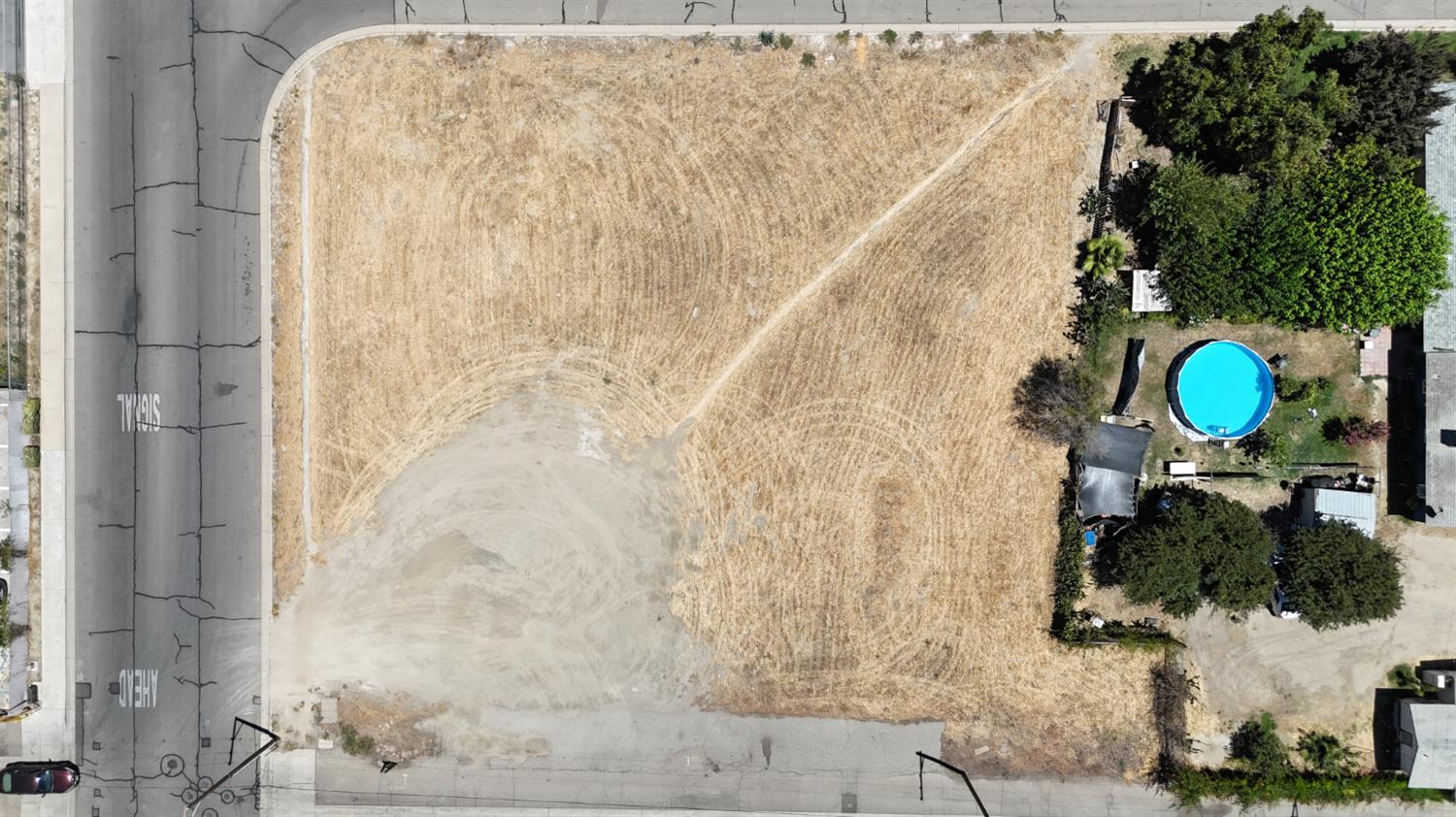 401 South 6th Street Kerman, CA 93630 - Photo 5 of 8