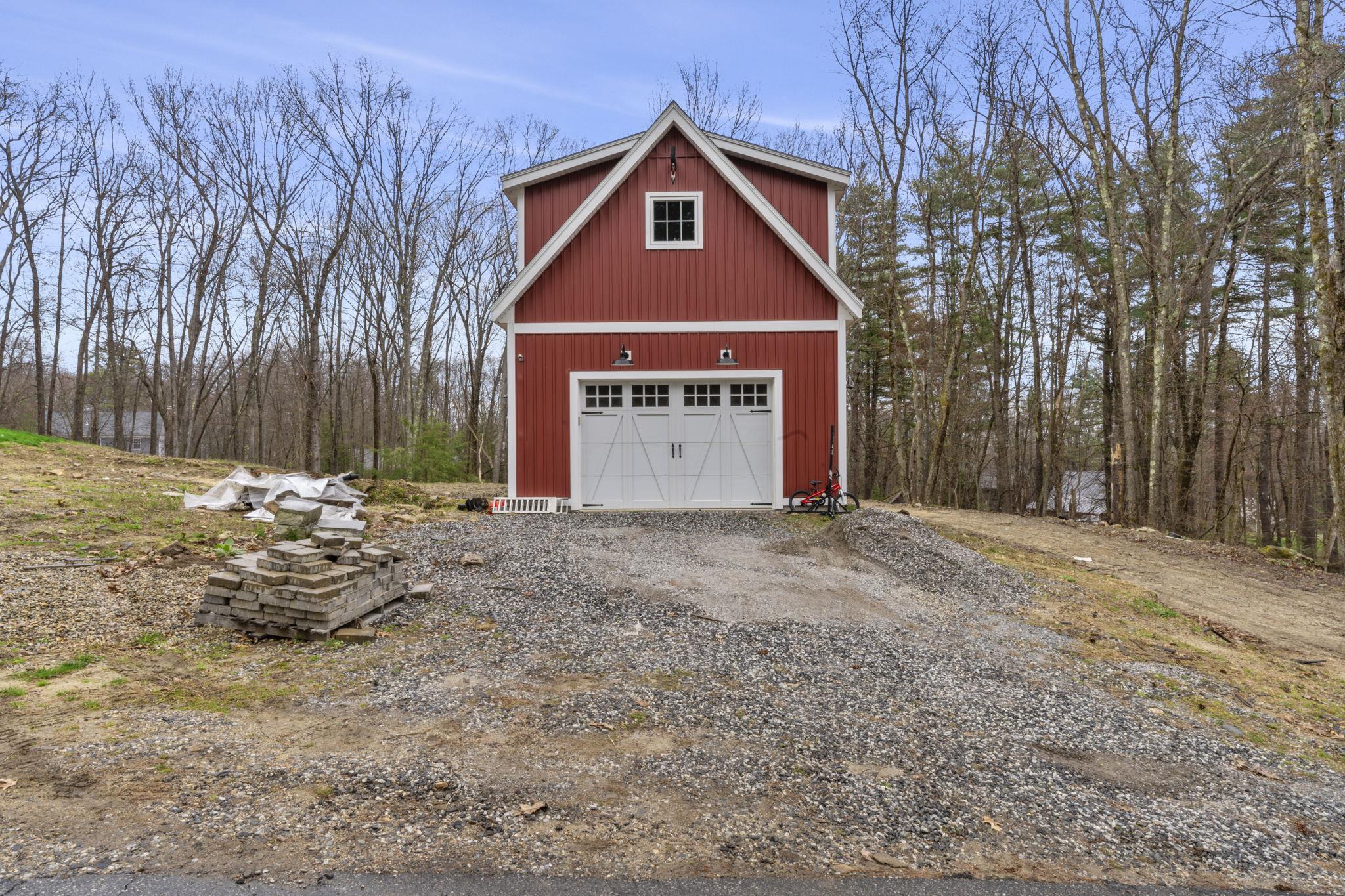 57 Ministerial Road Bedford, NH 03110 - Photo 29 of 38
