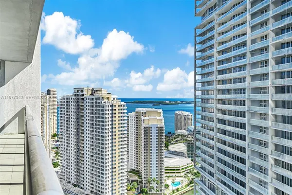 $4,500 | 475 Brickell Avenue, Unit 3113, Miami, FL 33131