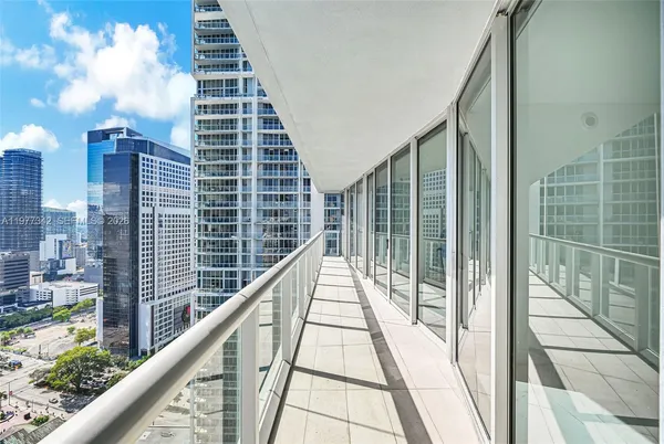 $4,500 | 475 Brickell Avenue, Unit 3113, Miami, FL 33131