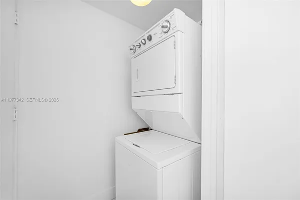 $4,500 | 475 Brickell Avenue, Unit 3113, Miami, FL 33131