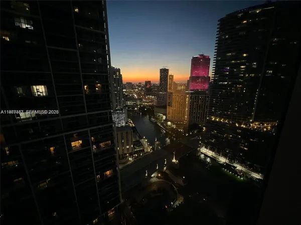 $4,500 | 475 Brickell Avenue, Unit 3113, Miami, FL 33131