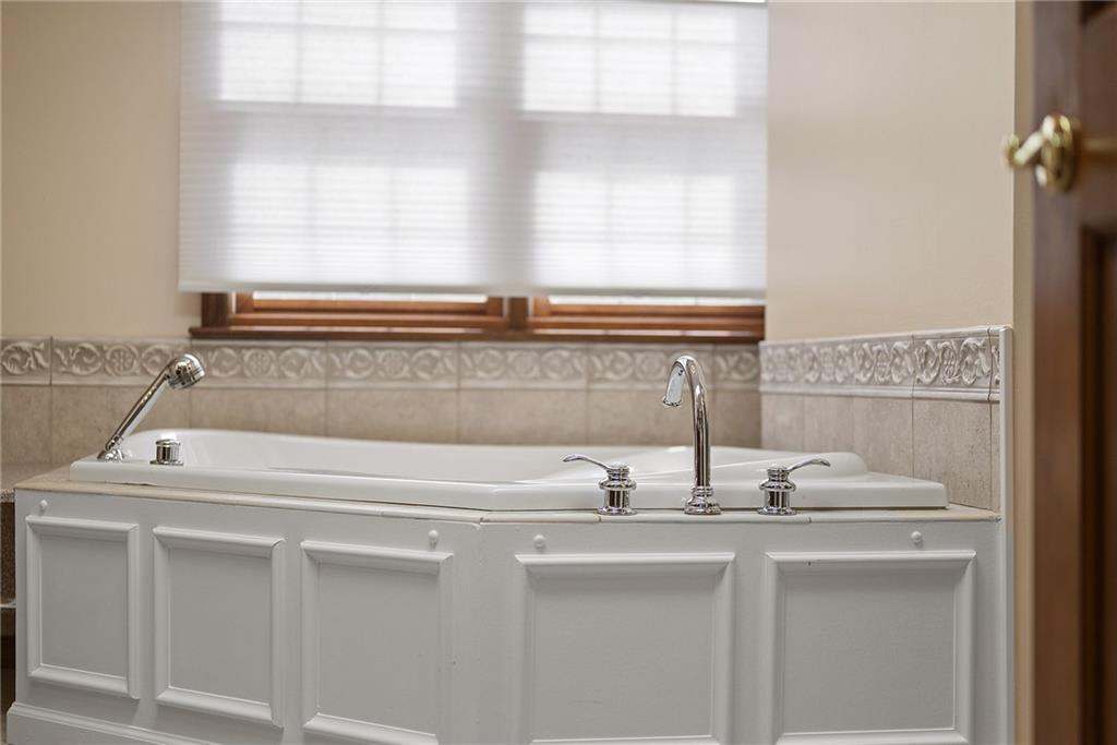 2779 Clearview Road Allison Park, PA 15101 - Photo 25 of 49 Gallery Image 25