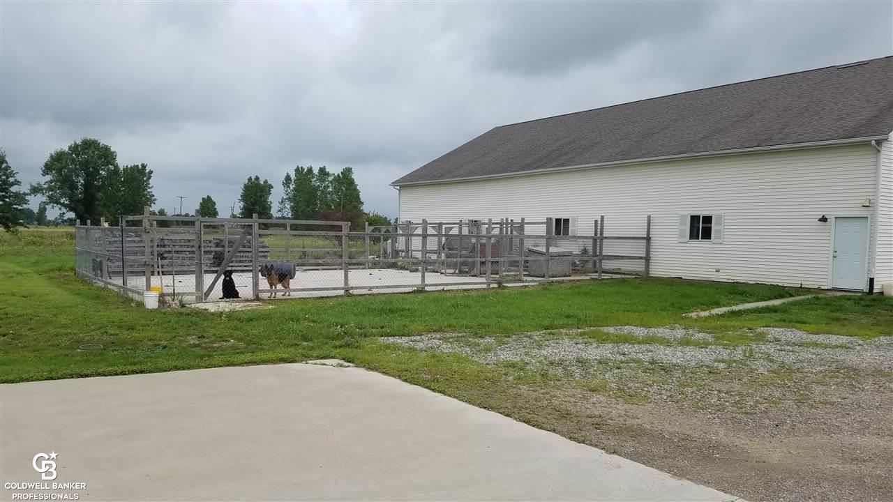 9022 Fisher Road Yale, MI 48097 - Photo 31 of 40