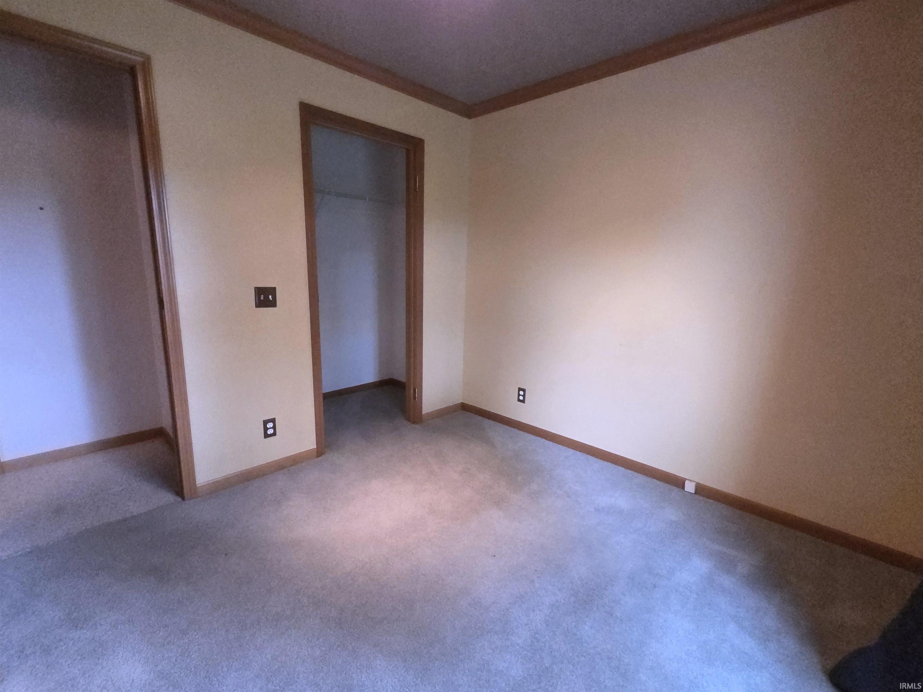 15493 South County Line Road Syracuse, IN 46567 - Photo 11 of 25