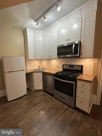$1,100 | 224 West 14th Street, Unit 2, Wilmington, DE 19801
