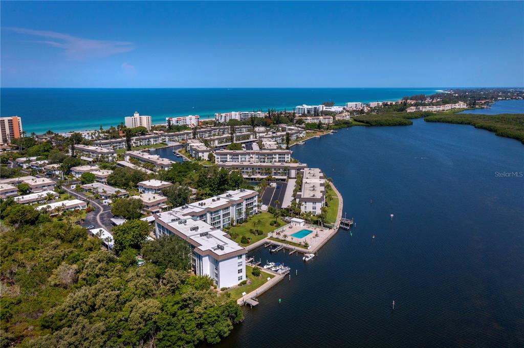 600 Sutton Place, Unit 104B Longboat Key, FL 34228 - Photo 39 of 53