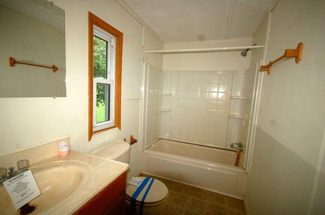 7008 Ogle Creek Road Covington, VA 24426 - Photo 8 of 16 MASTER BATH 2