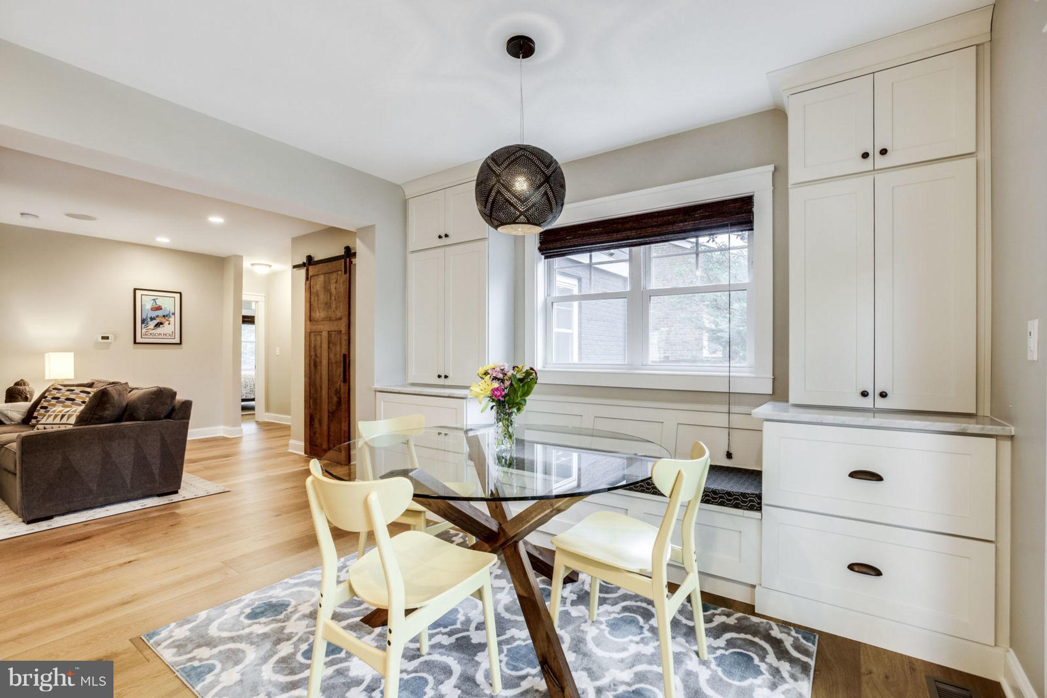 3106 North Glebe Road Arlington, VA 22207 - Photo 14 of 48 Built in Banquette with Built -in Storage