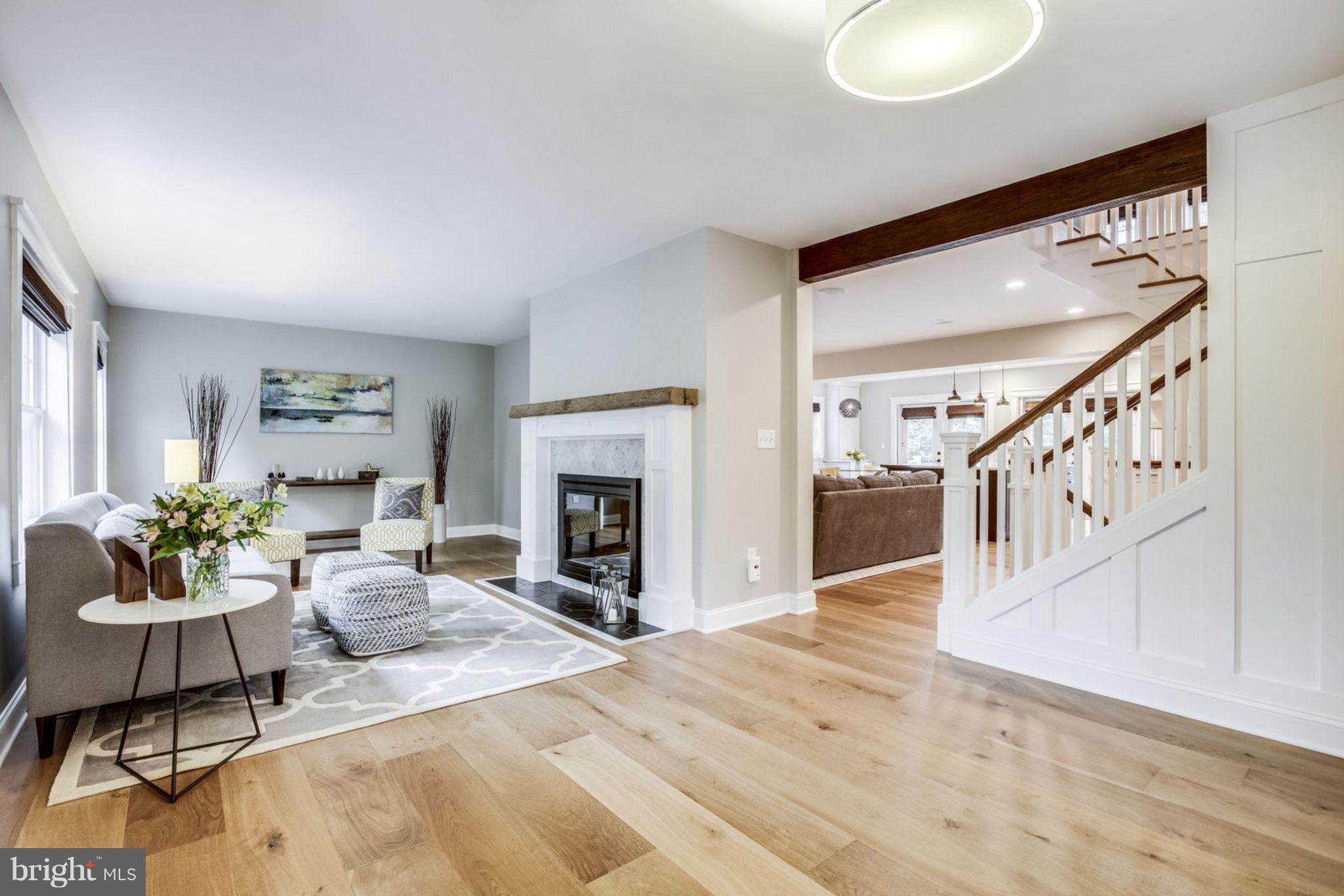 3106 North Glebe Road Arlington, VA 22207 - Photo 3 of 48 Entry into home with Welcoming Living Room