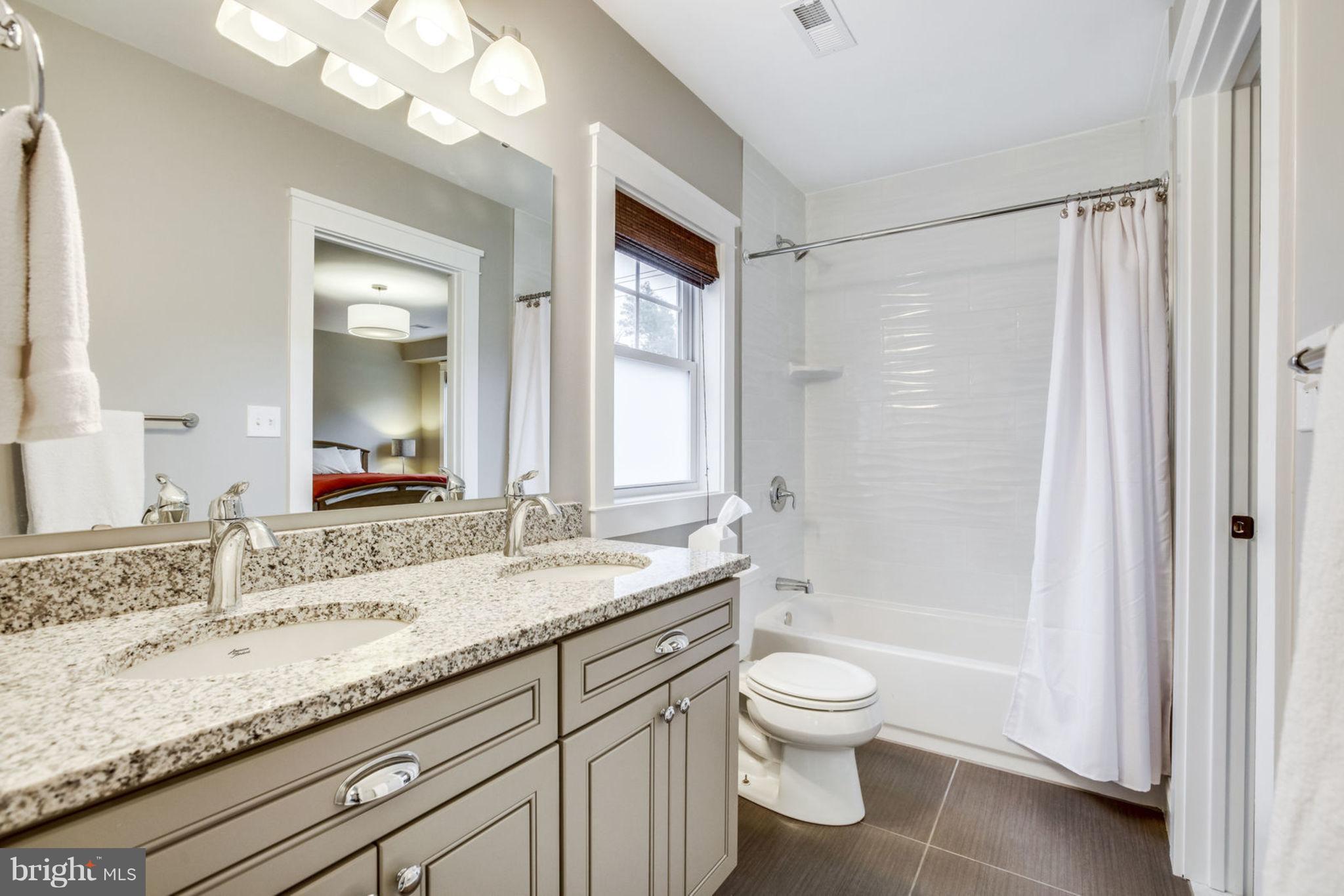 3106 North Glebe Road Arlington, VA 22207 - Photo 32 of 48 Upper Level Jack and Jill Bath