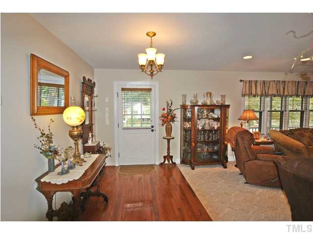 3306 Roundtree Court Raleigh, NC 27607 - Photo 3 of 24