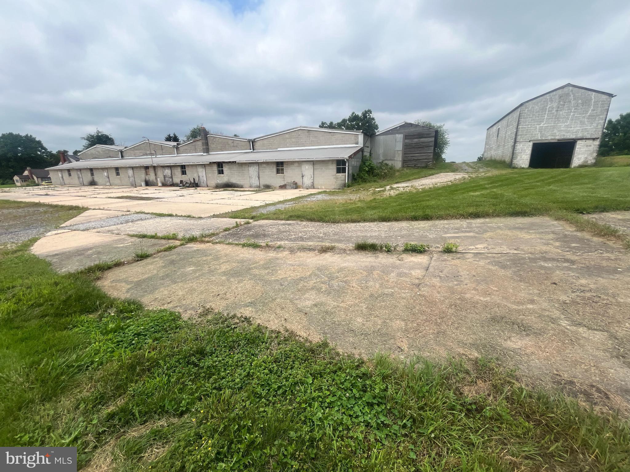 109 Chandler Mill Road Kennett Square, PA 19348 - Photo 2 of 4