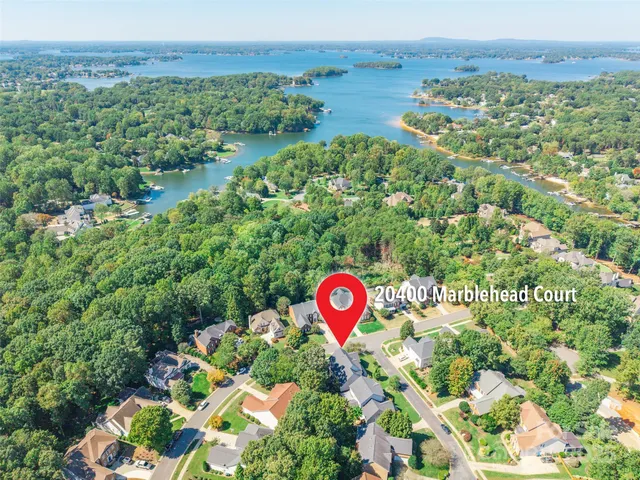 a view of a area with lots of trees