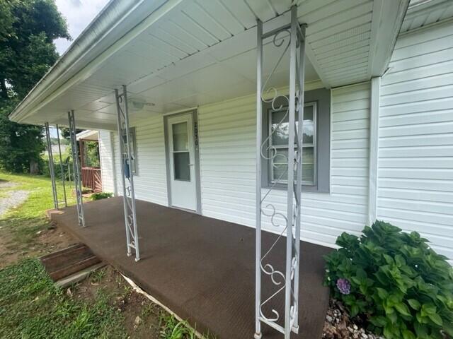 2050 Oak Level Road Bassett, VA 24055 - Photo 15 of 21 15