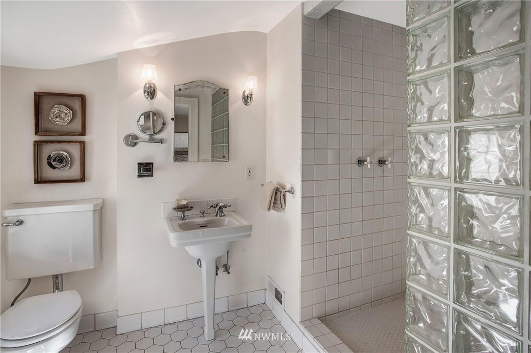 506 North 59th Street Seattle, WA 98103 - Photo 22 of 32 Gallery Image 22