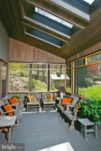 7503 Old Carters Mill Road Marshall, VA 20115 - Photo 22 of 25 Sunroom