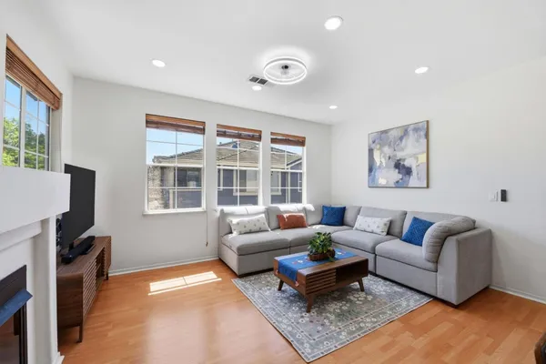 $949,000 | 5 Pond Court, Milpitas, CA 95035