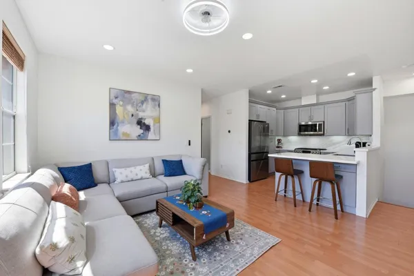 $949,000 | 5 Pond Court, Milpitas, CA 95035