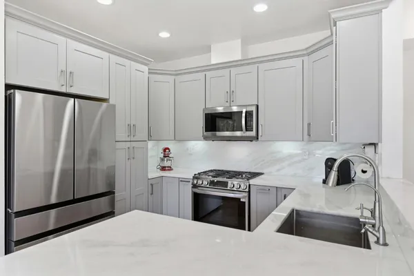 $949,000 | 5 Pond Court, Milpitas, CA 95035