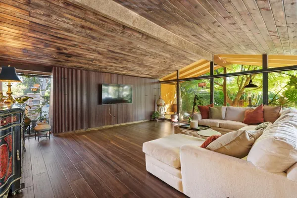 $1,695,000 | 5151 North Van Ness Boulevard, Fresno, CA 93711