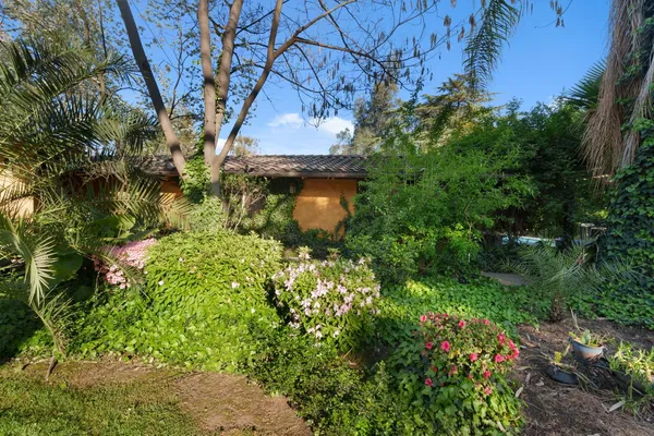 $1,695,000 | 5151 North Van Ness Boulevard, Fresno, CA 93711