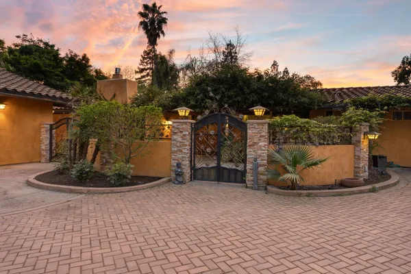 $1,695,000 | 5151 North Van Ness Boulevard, Fresno, CA 93711