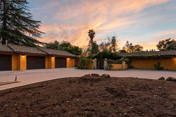 $1,695,000 | 5151 North Van Ness Boulevard, Fresno, CA 93711