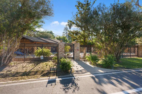 $1,695,000 | 5151 North Van Ness Boulevard, Fresno, CA 93711