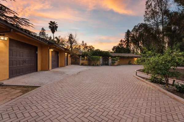 $1,695,000 | 5151 North Van Ness Boulevard, Fresno, CA 93711