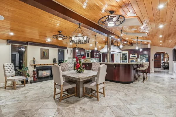 $1,695,000 | 5151 North Van Ness Boulevard, Fresno, CA 93711