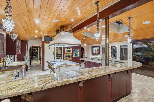 $1,695,000 | 5151 North Van Ness Boulevard, Fresno, CA 93711