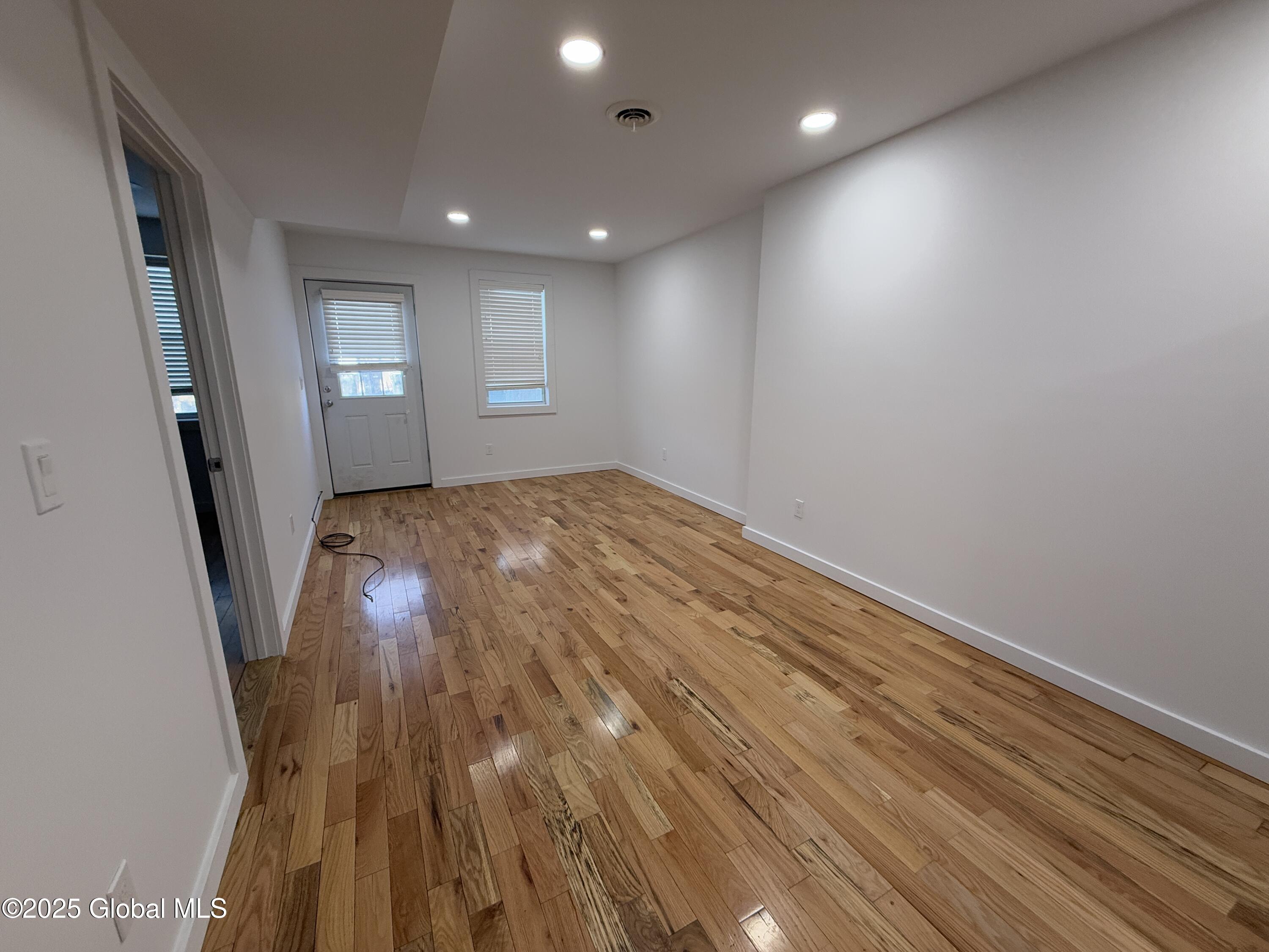 479 2nd Street, Unit 2 Troy, NY 12180 - Photo 5 of 10 IMG_6164