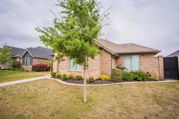 $2,995 | 12009 Upton Avenue, Lubbock, TX 79424