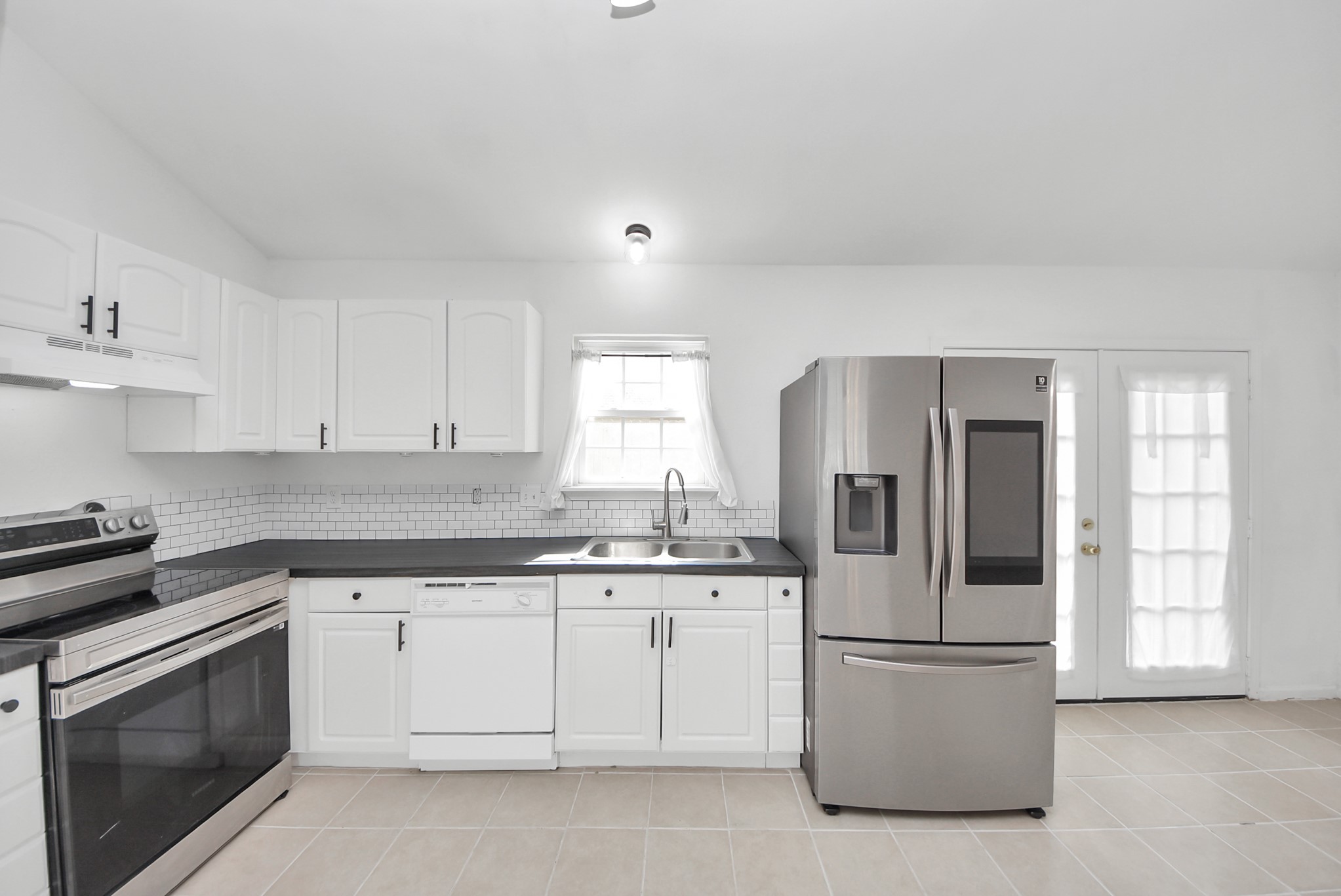 1610 7th Street Hempstead, TX 77445 - Photo 11 of 23