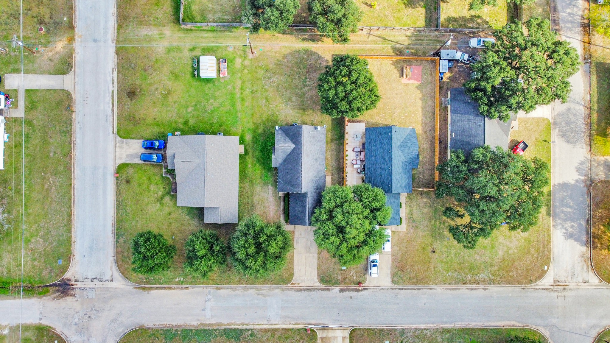 1610 7th Street Hempstead, TX 77445 - Photo 2 of 23