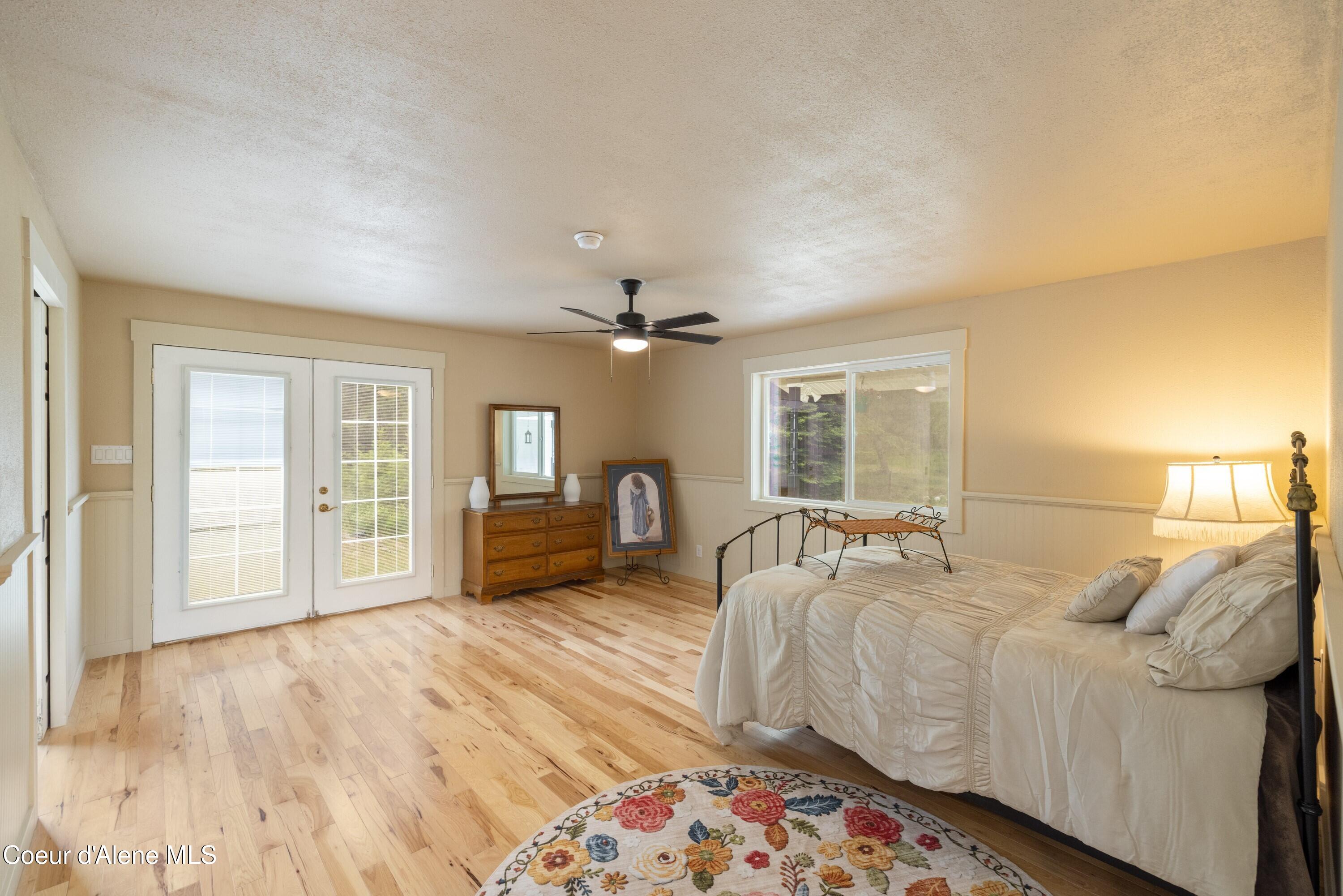 8924 East Black Bear Road Athol, ID 83801 - Photo 21 of 29 020_Primary Bedroom