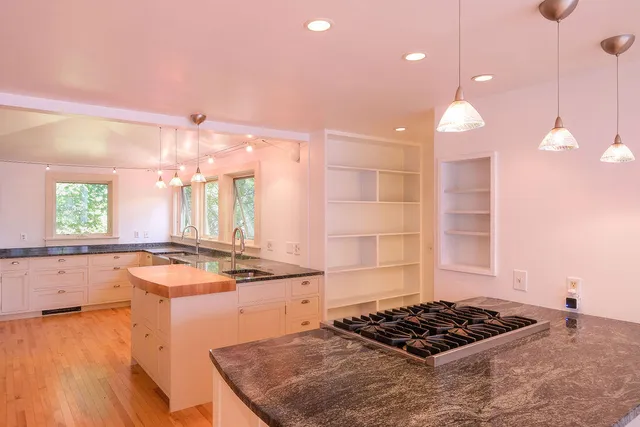 $875,000 | 565 Bagaduce Road, Brooksville, ME 04617