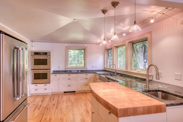 $875,000 | 565 Bagaduce Road, Brooksville, ME 04617