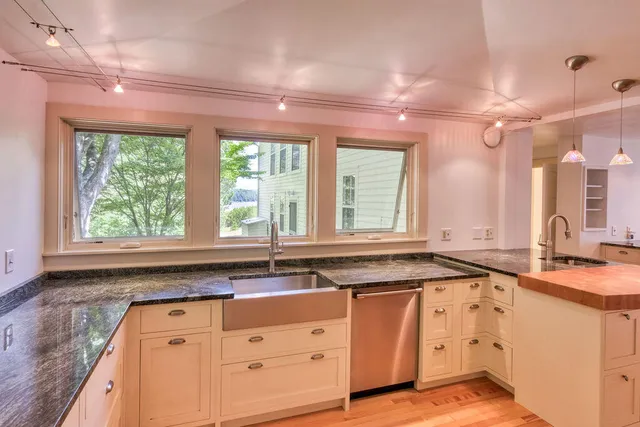 $875,000 | 565 Bagaduce Road, Brooksville, ME 04617