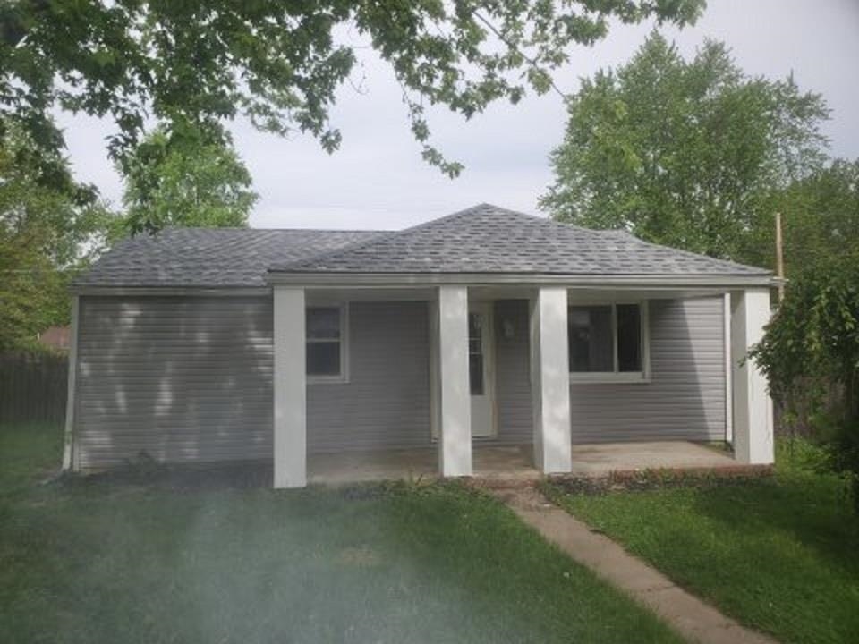 1711 South Hemlock Road Muncie, IN 47302 - Photo 1 of 16 Gallery Image 1